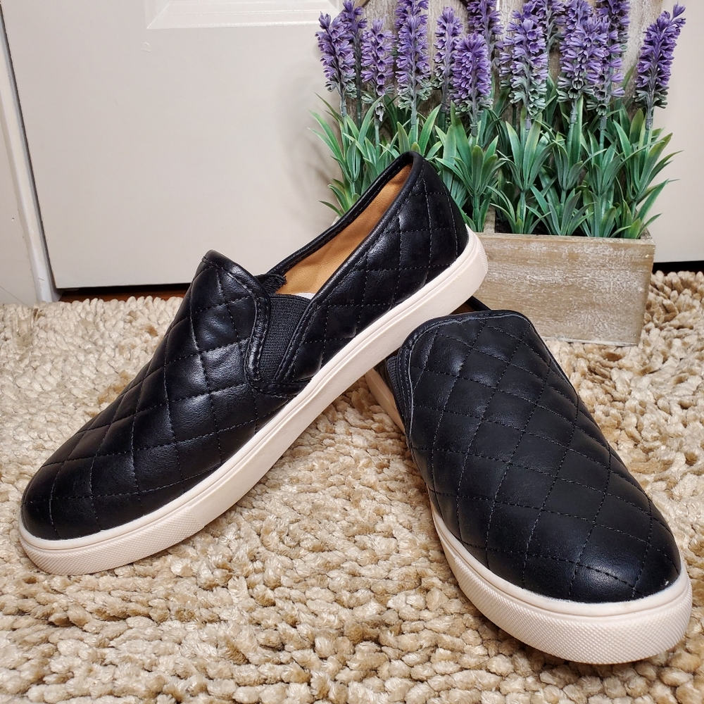 SOLD✅️Women shoes black or unisex shoes